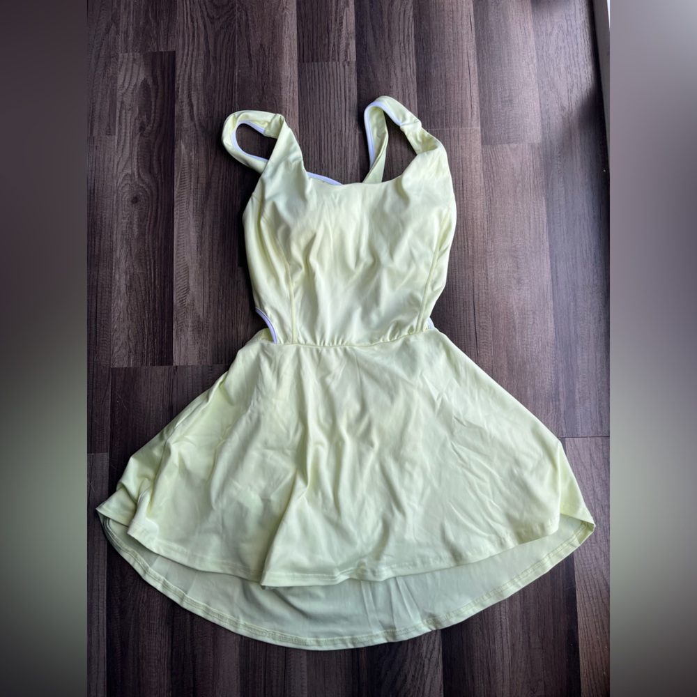 Sporty dress BRAND NEW